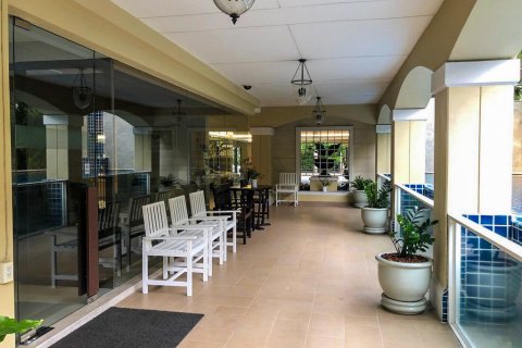 Condo in Watthana, Bangkok, Thailand, 3 bedrooms  № 159642 - photo 18