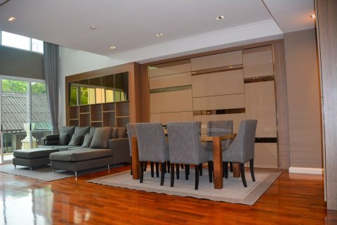 Condo in Watthana, Bangkok, Thailand, 3 bedrooms  № 159642 - photo 4