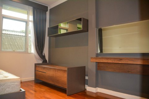 Condo in Watthana, Bangkok, Thailand, 3 bedrooms  № 159642 - photo 15