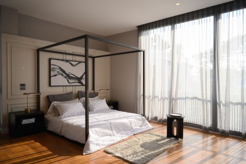 House in Bang Kapi, Bangkok, Thailand 4 bedrooms № 159638 - photo 14
