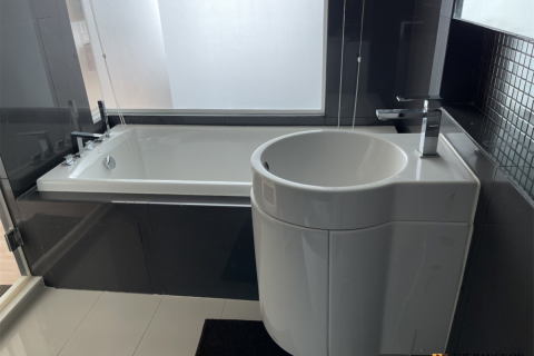 Condo in Bangkok, Thailand, 2 bedrooms № 186545