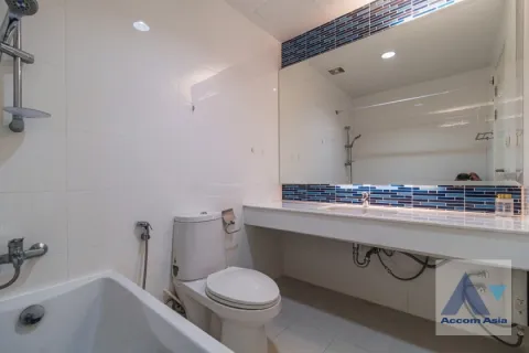 Condo in Watthana, Bangkok, Thailand, 3 bedrooms № 215603 - photo 11