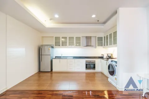 Condo in Watthana, Bangkok, Thailand, 3 bedrooms № 215603 - photo 7