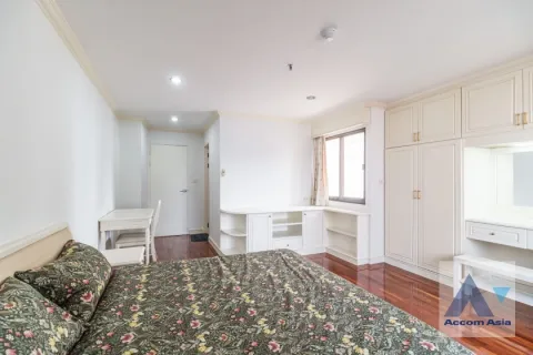 Condo in Watthana, Bangkok, Thailand, 3 bedrooms № 215603 - photo 9