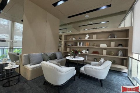 Duplex in Bangkok, Thailand 1 bedroom № 192960 - photo 3