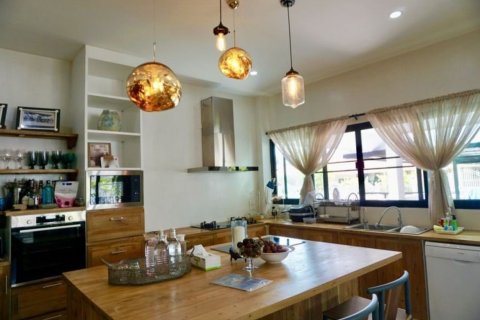 House in Chiang Mai, Thailand 3 bedrooms № 160062 - photo 3