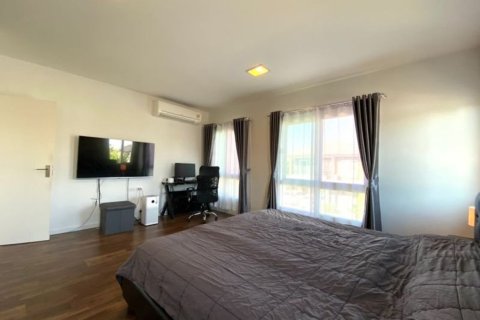 House in Chiang Mai, Thailand 4 bedrooms № 160058 - photo 15