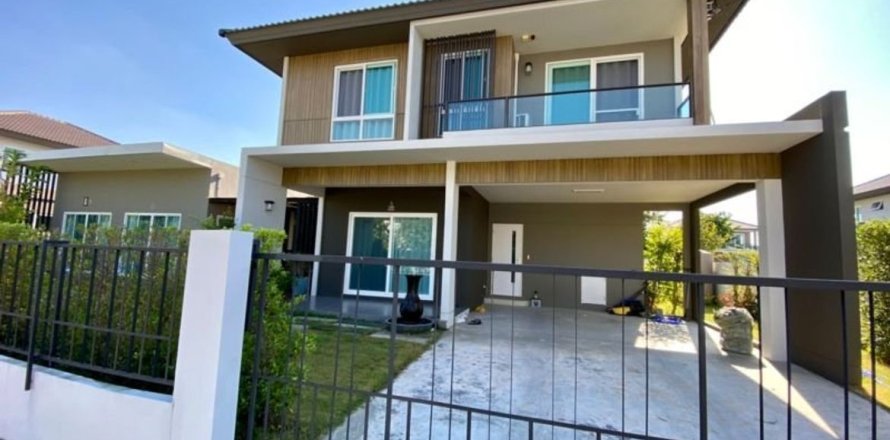 House in Chiang Mai, Thailand 4 bedrooms № 160058