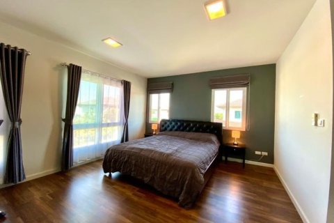 House in Chiang Mai, Thailand 4 bedrooms № 160058 - photo 16