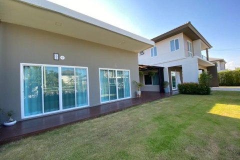 House in Chiang Mai, Thailand 4 bedrooms № 160058 - photo 21