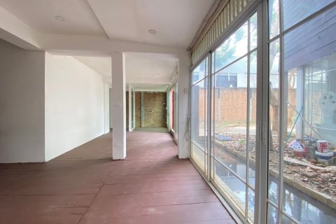 Commercial property in Chiang Mai, Thailand 900 sq.m. № 160060 - photo 15