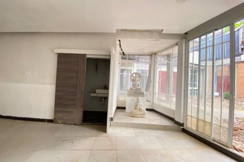 Propriété commerciale à Chiang Mai, Thaïlande 900 m2 № 160060 - photo 5