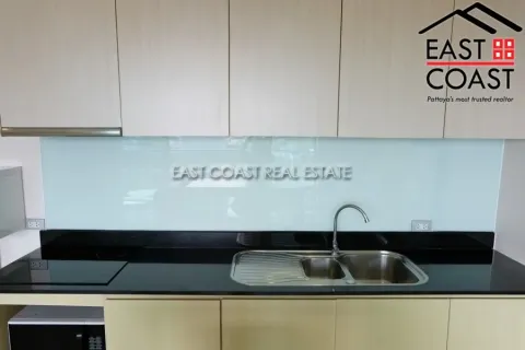 Condominio de 2 dormitorios en Jomtien Beach, Pattaya, Tailandia № 212215 - foto 5