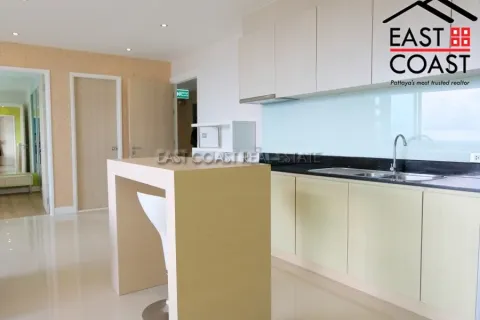 Condominio de 2 dormitorios en Jomtien Beach, Pattaya, Tailandia № 212215 - foto 7