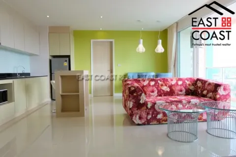 Condominio de 2 dormitorios en Jomtien Beach, Pattaya, Tailandia № 212215 - foto 3
