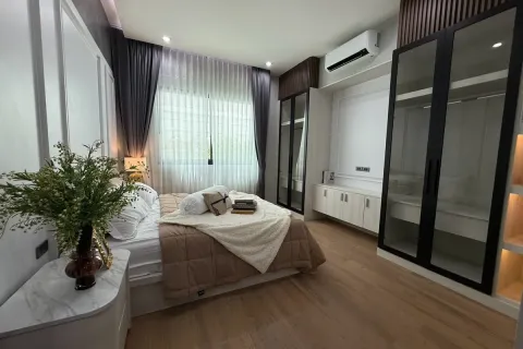 Casa de 3 dormitorios en Pattaya, Tailandia № 212216 - foto 16