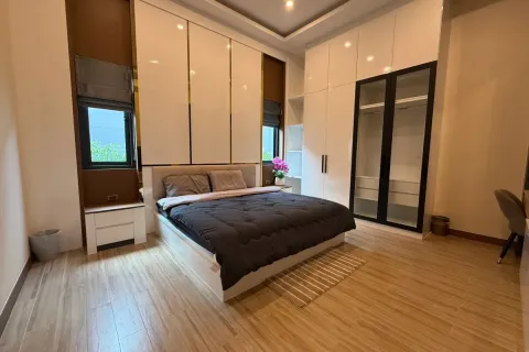 Casa de 5 dormitorios en Pattaya, Tailandia № 212218 - foto 19