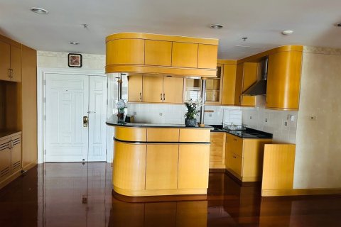 Кондоминиум с 2 спальнями в Патхум Ване, Бангкок, Таиланд № 147066 - фото 10