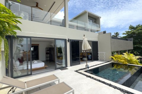 Villa in Ko Samui, Thailand 4 bedrooms № 147064 - photo 2