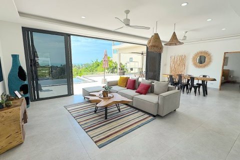 Villa in Ko Samui, Thailand 4 bedrooms № 147064 - photo 3