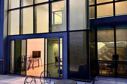 Кондоминиум с 2 спальнями в Ваттхане, Бангкок, Таиланд № 147063 - фото 4