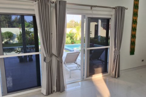 Villa in Pattaya, Thailand 3 bedrooms № 139492 - photo 16