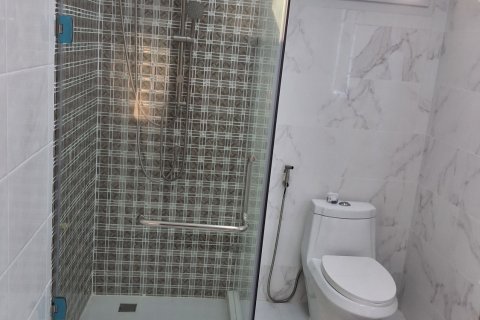 Villa in Pattaya, Thailand 3 bedrooms № 139492 - photo 28