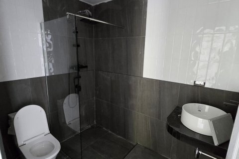 House in Phuket, Thailand 3 bedrooms № 139489 - photo 11