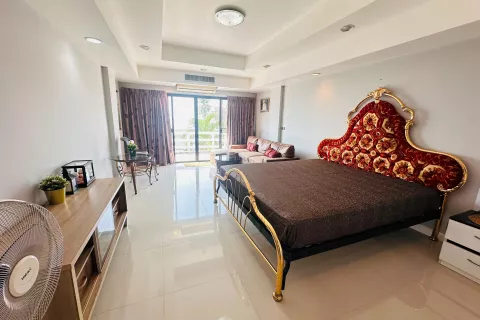 Condo in Pattaya, Thailand, 3 bedrooms  № 139493 - photo 2