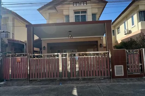 House in Phuket, Thailand 3 bedrooms № 151634 - photo 1