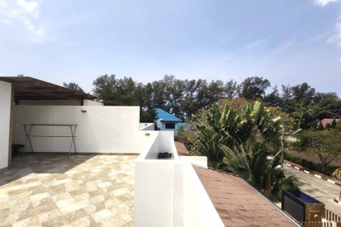 Villa in Rayong, Thailand 3 bedrooms № 154267 - photo 4