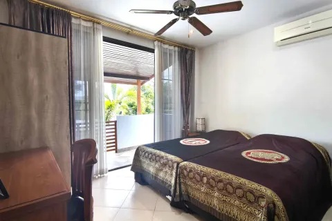 Villa in Rayong, Thailand 3 bedrooms № 154267 - photo 6