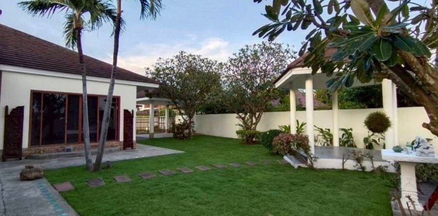 House in Hua Hin, Thailand 3 bedrooms № 154268