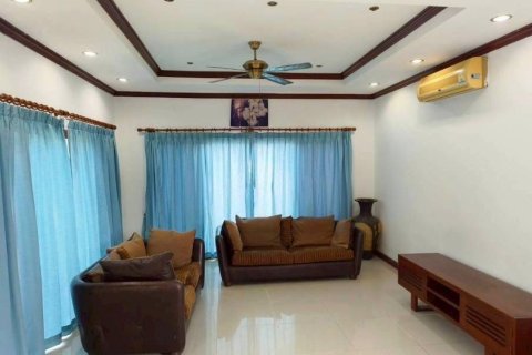 House in Hua Hin, Thailand 3 bedrooms № 154268 - photo 16
