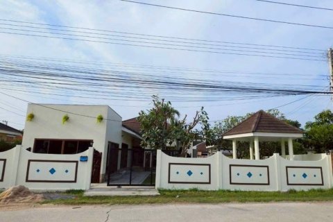 House in Hua Hin, Thailand 3 bedrooms № 154268 - photo 13