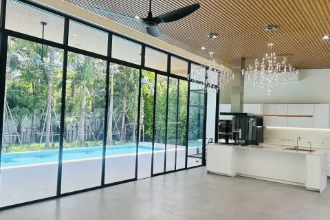 House in Lak Si, Bangkok, Thailand 4 bedrooms № 154266 - photo 4