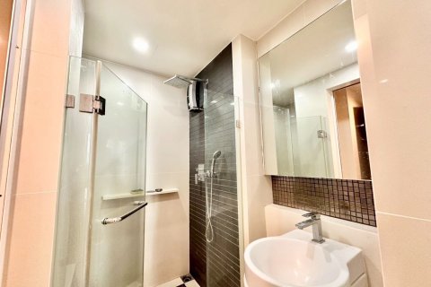 Studio dans le Condo à Khlong Toei, Bangkok, Thaïlande  № 153639 - photo 10