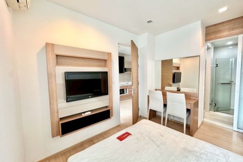 Studio dans le Condo à Khlong Toei, Bangkok, Thaïlande  № 153639 - photo 9