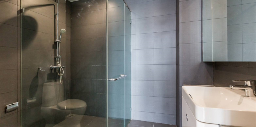 Condo in Bangkok, Thailand, 2 bedrooms № 184582