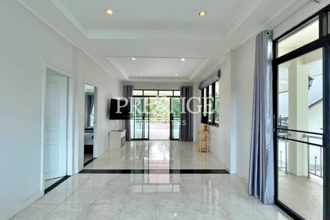 บ้านในพัทยา, ประเทศไทย 4 ห้องนอน № 198410 - รูปถ่าย 11