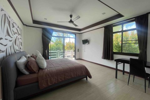 Villa in Ko Samui, Thailand 4 bedrooms № 179944 - photo 12