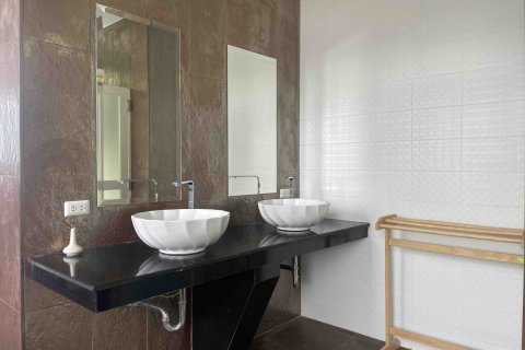 Villa in Ko Samui, Thailand 4 bedrooms № 179944 - photo 16