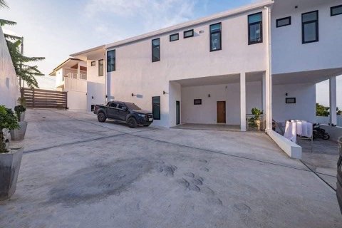 Villa in Ko Samui, Thailand 4 bedrooms № 179946 - photo 15