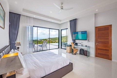Villa in Ko Samui, Thailand 4 bedrooms № 179946 - photo 11