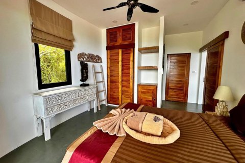 Villa in Ko Samui, Thailand 2 bedrooms № 179945 - photo 15