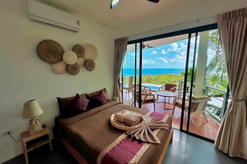 Villa in Ko Samui, Thailand 2 bedrooms № 179945 - photo 11