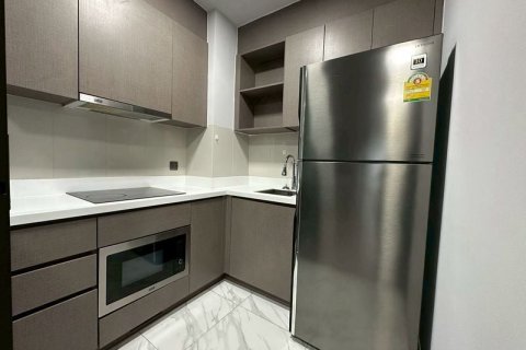 Condo à Watthana, Bangkok, Thaïlande, 2 chambres  № 147289 - photo 7