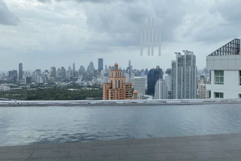 Studio in the Condo in Khlong Toei, Bangkok, Thailand № 136113 - photo 6