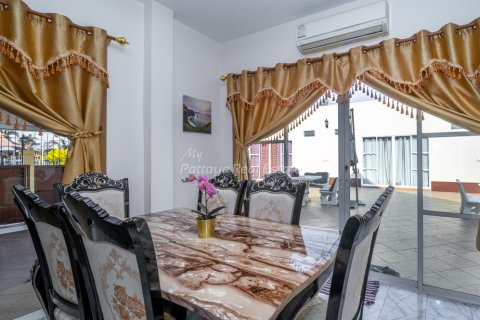 Maison à Bang Lamung, Thaïlande 3 chambres № 159978 - photo 3