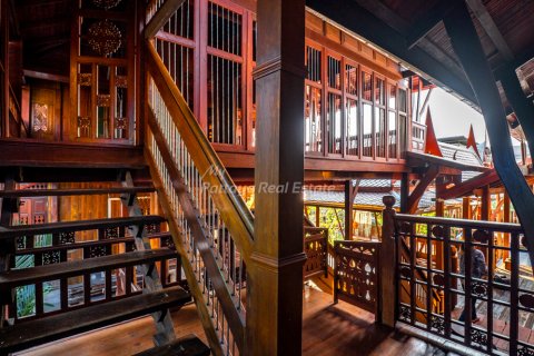 Maison à Bang Lamung, Thaïlande 7 chambres № 159975 - photo 16